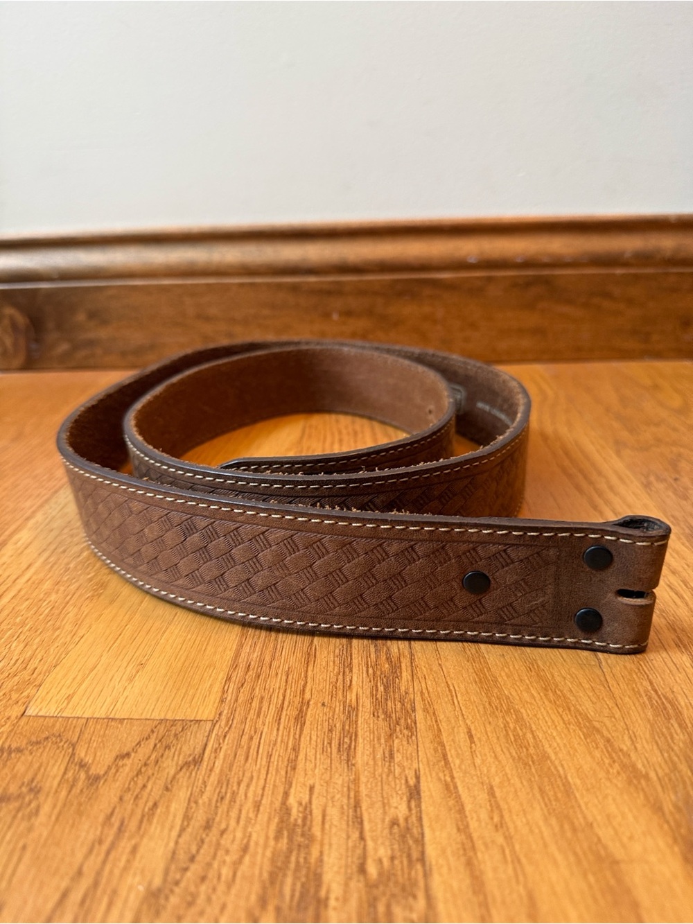 Schmidt Workwear Genuine Cowhide Leather Belt 1.5" Width Mens Size 50